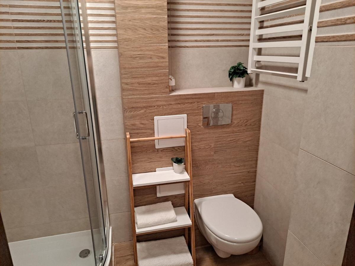 Ferienwohnung Monica Jelenia Góra Exterior foto